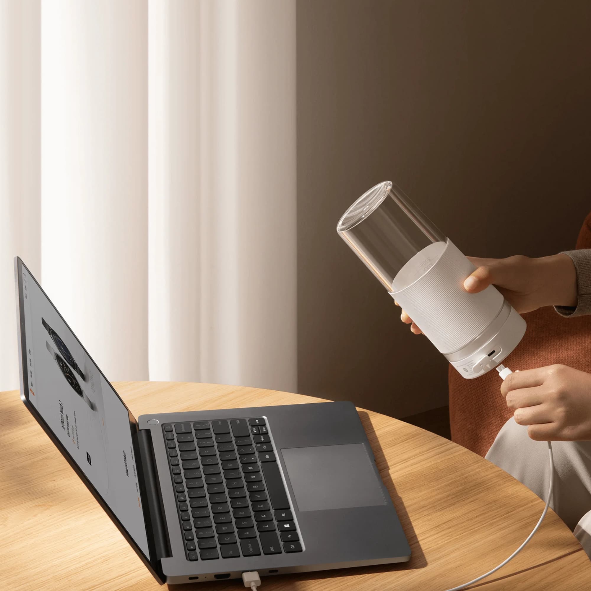 Licuadora Portátil Inalámbrica Xiaomi 300ml 45W
 - 8