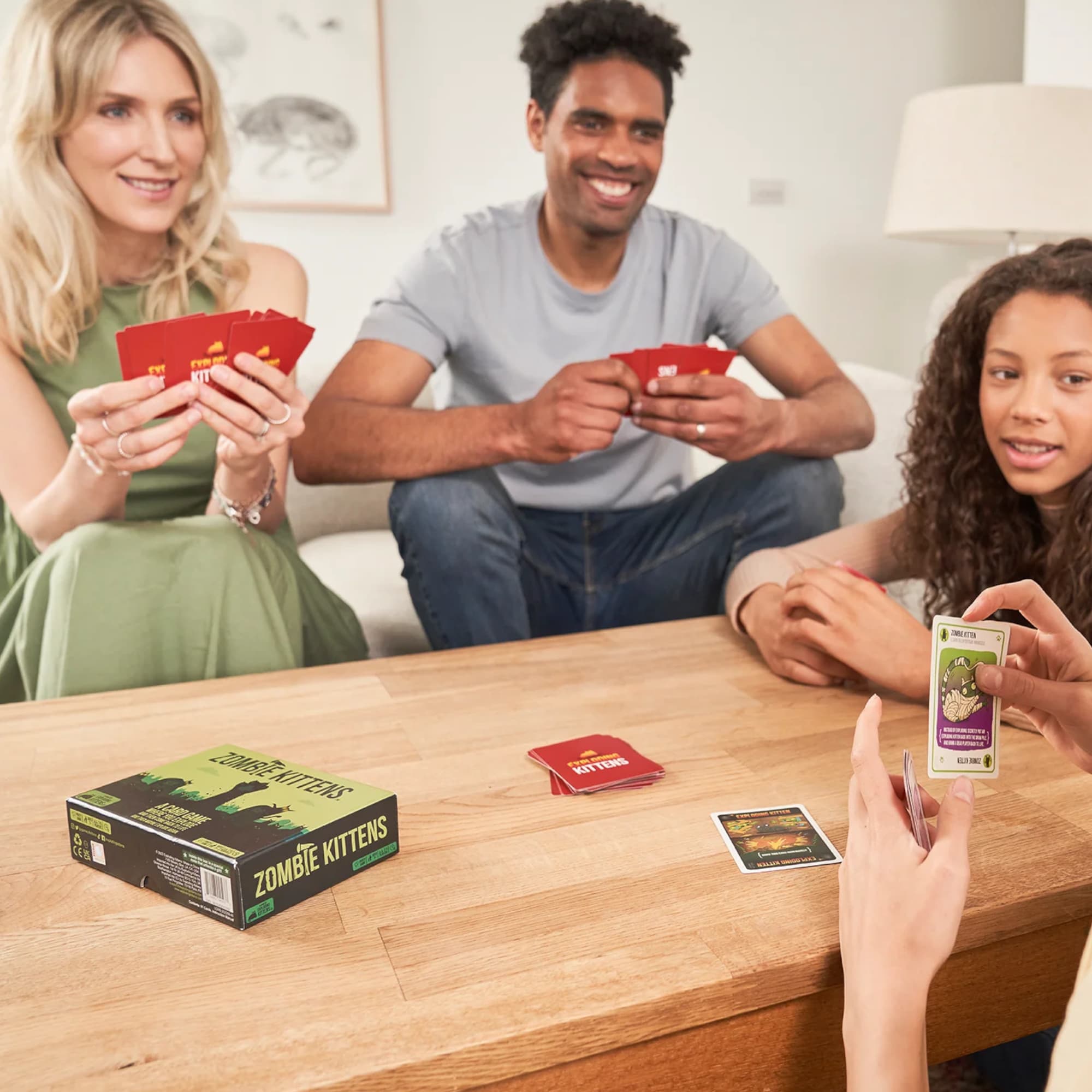 Juego De Mesa Asmodee Exploding Kittens Zombie Kittens +7 - 5