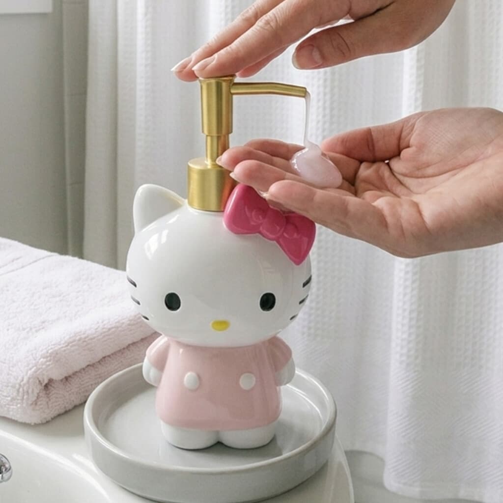 Dispensador de Jabón 3D Resina Hello Kitty - 1
