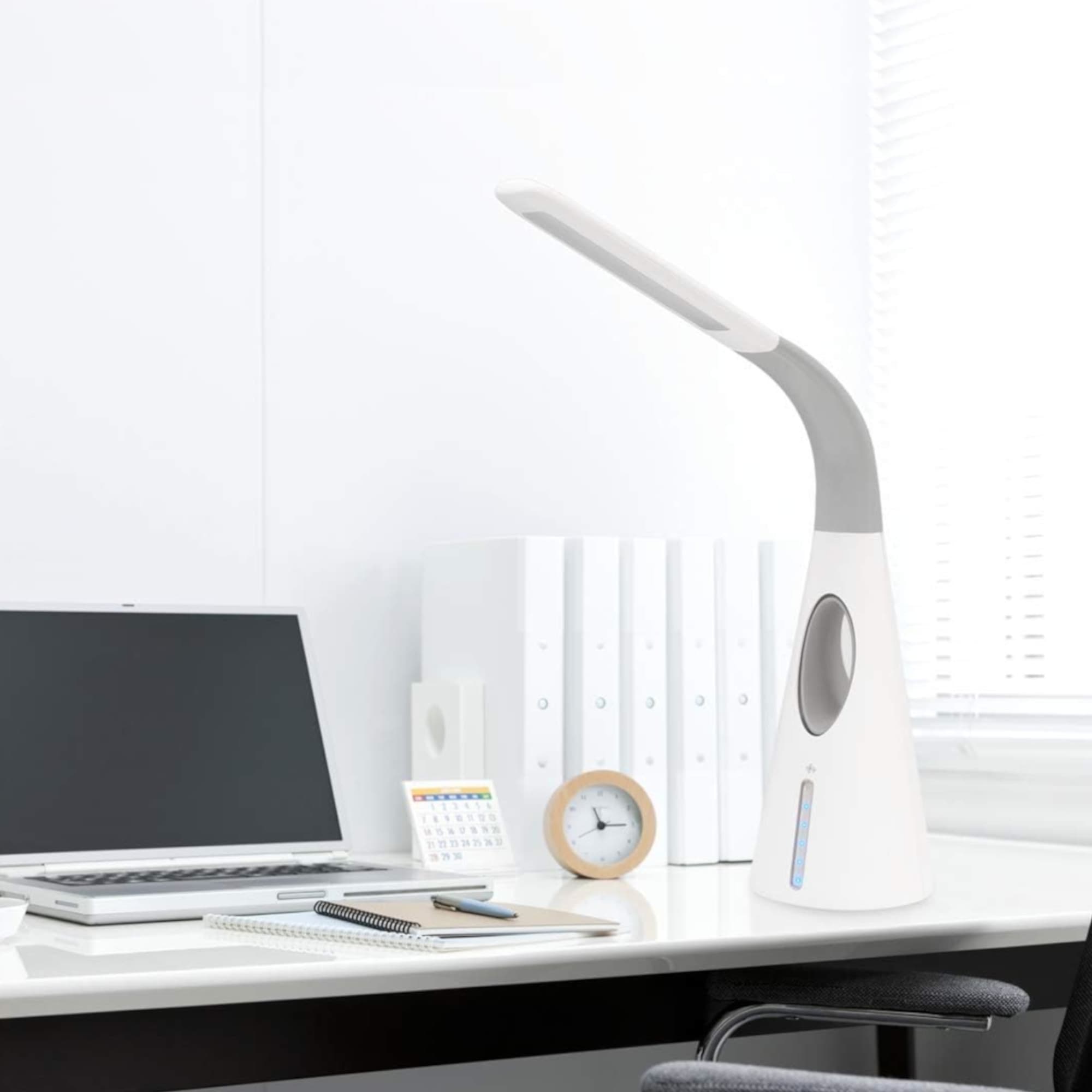 Lámpara de Escritorio UltraBrite Sl9066 Puertos Usb Ventilador - 2