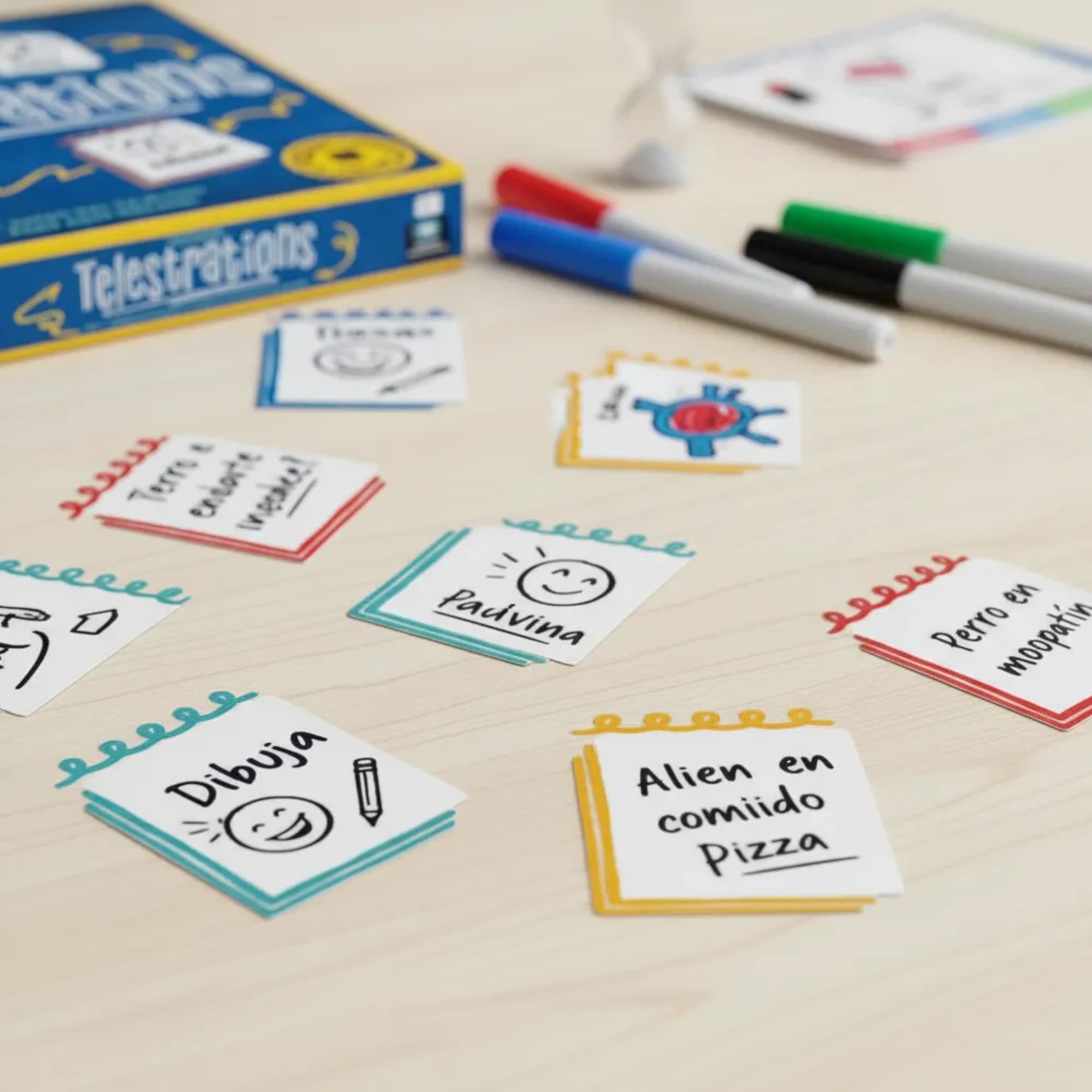 Juego De Mesa Asmodee Telestrations Refresh +10 - 4